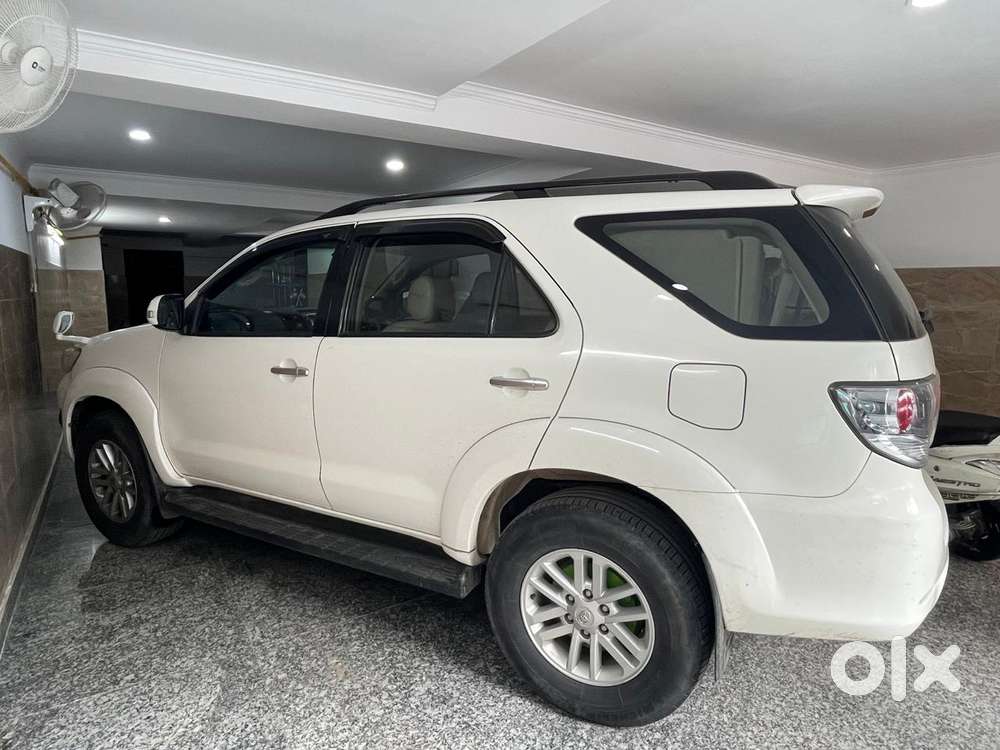 Toyota Fortuner 4x2 At 2.8 Diesel, 2014, Diesel