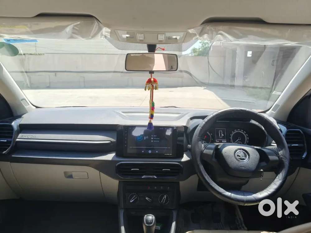 Skoda Kylaq 2025 Petrol 24580 Km Driven