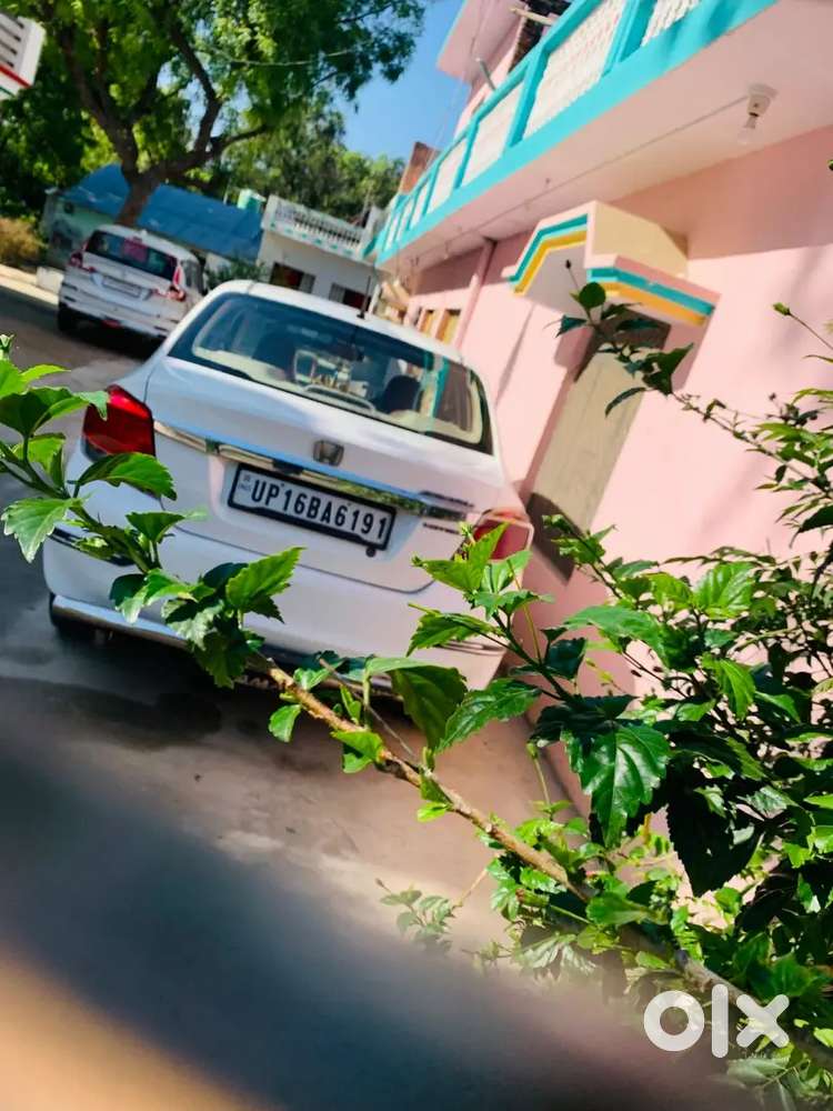 Honda Amaze 2015 Diesel Well Maintained