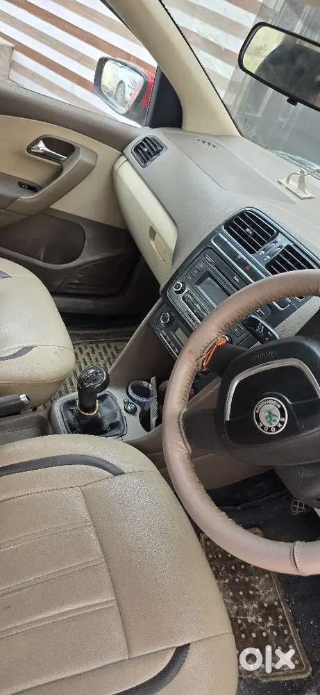 Skoda Rapid Elegance 2013 Car