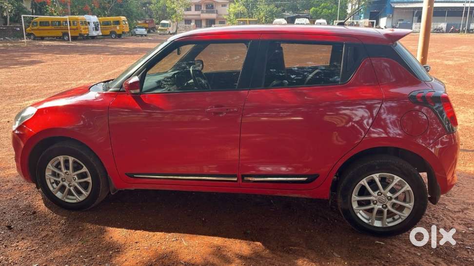 Maruti Suzuki Swift 1.3 Zxi, 2021, Petrol