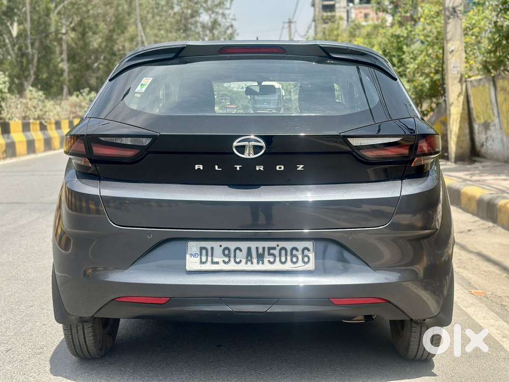 Tata Altroz 1.2 Xe, 2021, Petrol