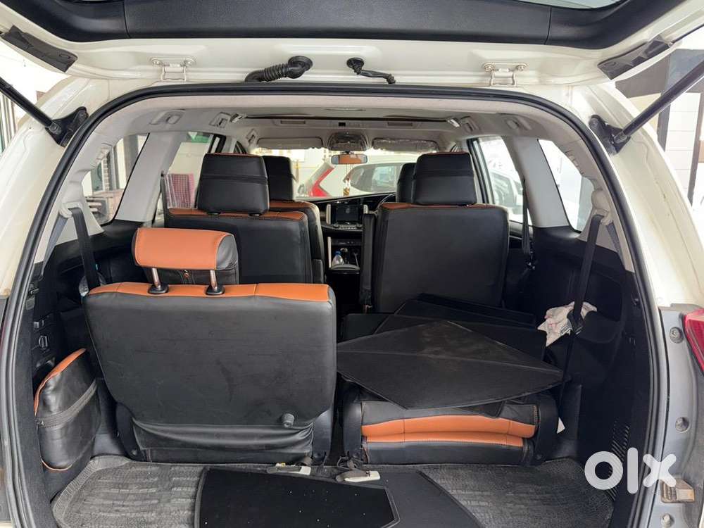 Toyota Innova Crysta 2017 Diesel Well Maintained