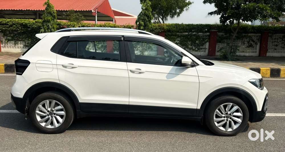 Volkswagen Taigun 1.0 Tsi Highline At, 2022, Petrol