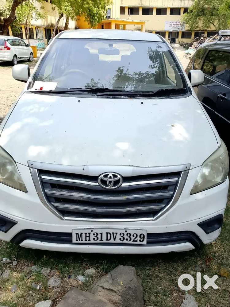 Toyota Innova 2011