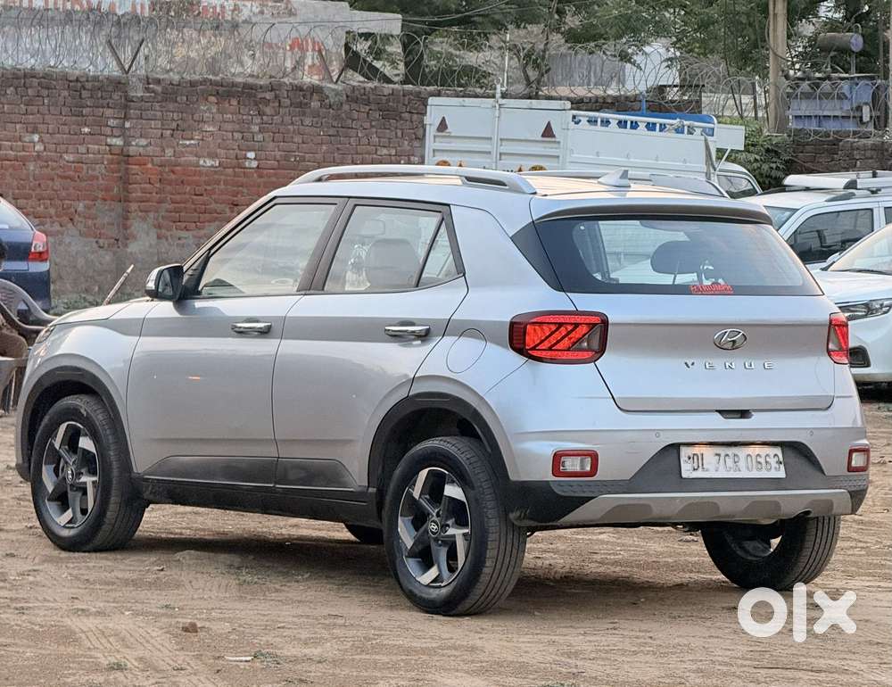 Hyundai Venue 1.0 Sx Turbo Dct, 2019, Petrol