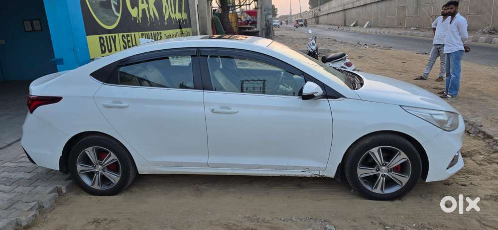 Hyundai Verna 1.6 Sx (o) Crdi At, 2017, Diesel