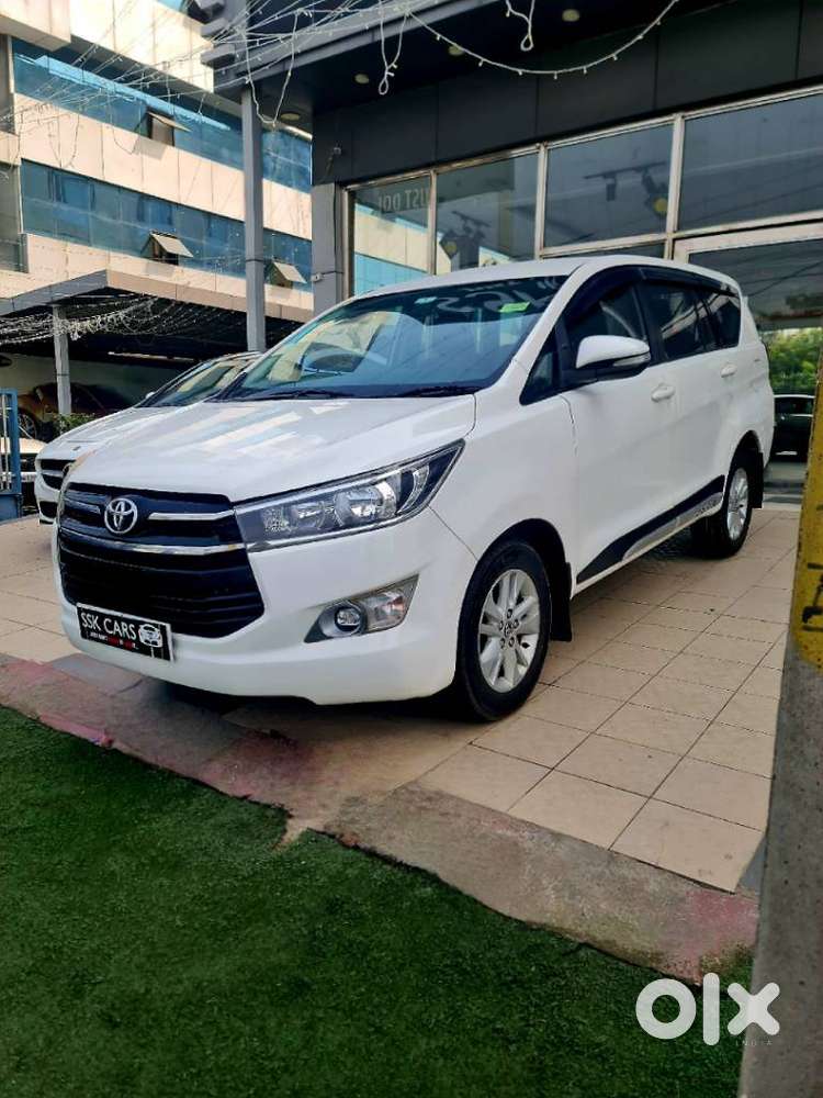 Toyota Innova Crysta 2.4 Gx Mt, 2017, Diesel