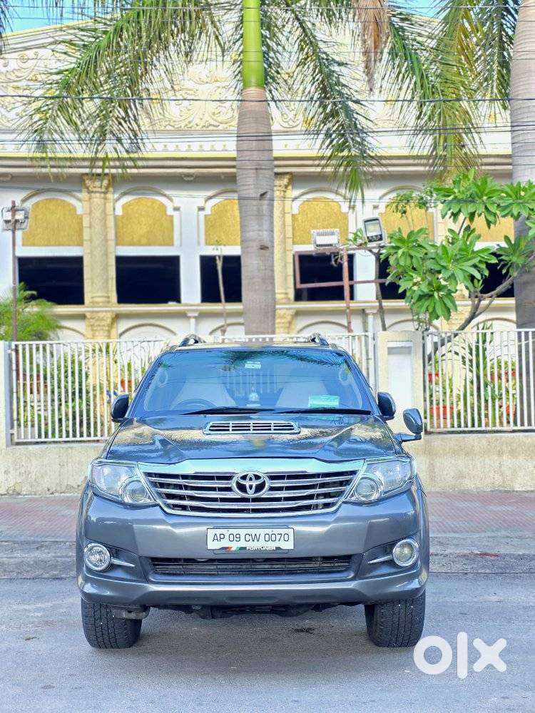 Toyota Fortuner 3.0 4x2 Automatic, 2014, Diesel