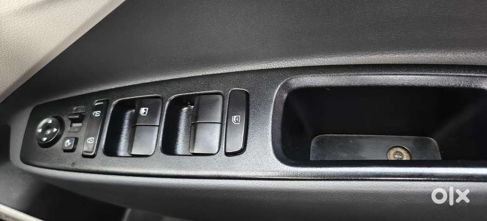 Hyundai Aura Sx Plus Automatic, 2021, Petrol