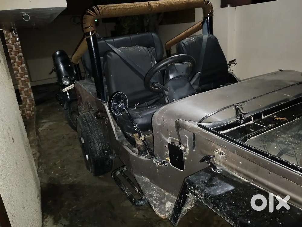 Mahindra Jeep Classic 1992