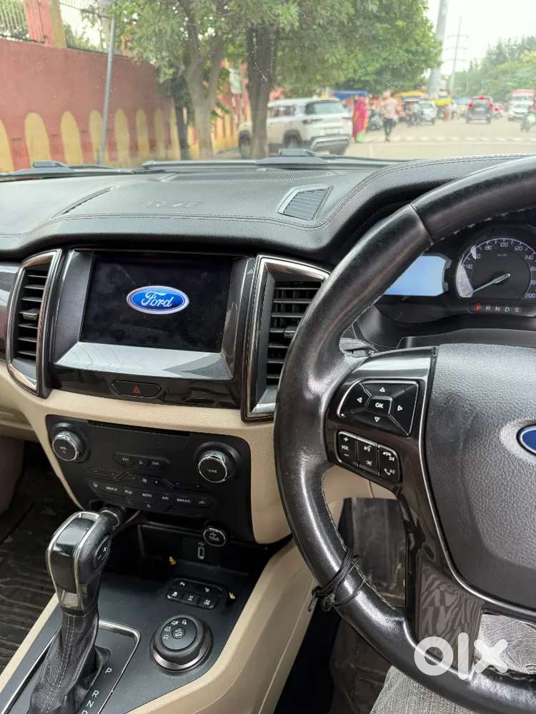Ford Endeavour Top Model In Showroom Condition