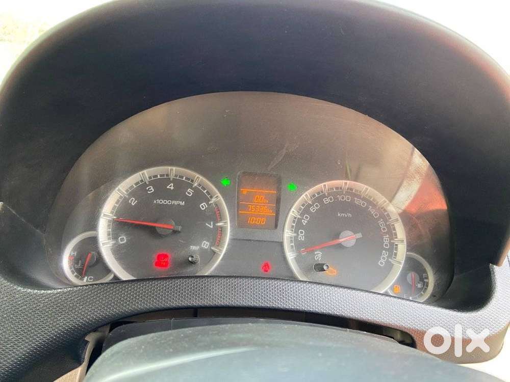 Maruti Suzuki Swift Dzire Vxi(o) Mt, 2013, Petrol