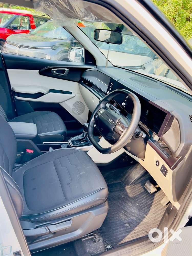 Kia Carens Clavis G1.5 Turbo Dct Htx Plus 7-seater, 2025, Diesel