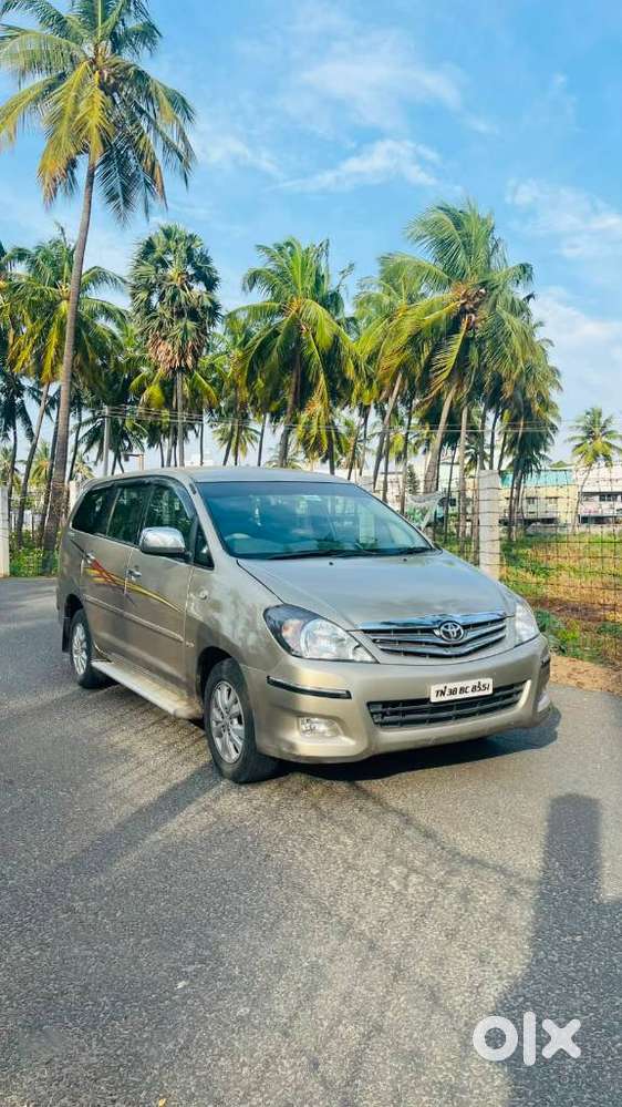 Toyota Innova 2.5 V 7 Str, 2010, Diesel
