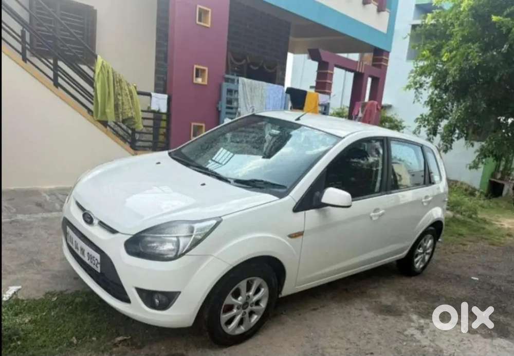 Ford Figo Petrol 2012