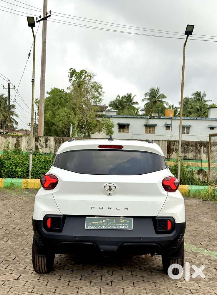 Tata Punch Accomplished Mt Sunroof, 2023, Petrol