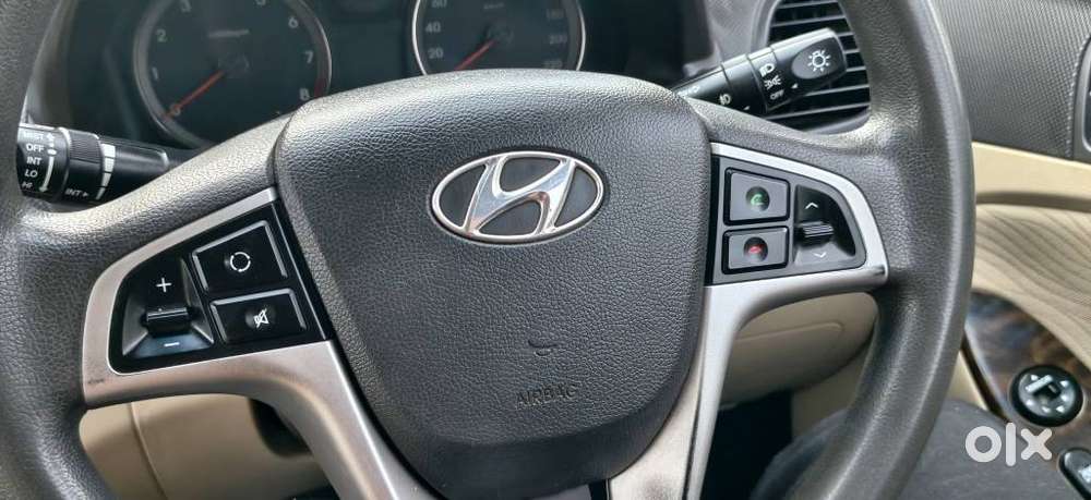 Hyundai Verna Vtvt 1.6 Ex, 2013, Petrol