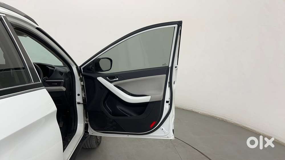 Tata Nexon Creative Plus S 1.2 Revotron Petrol 6 Amt, 2023, Petrol