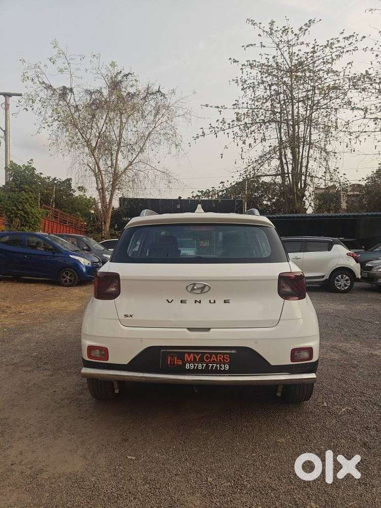 Hyundai Venue Sx Mt, 2021, Diesel