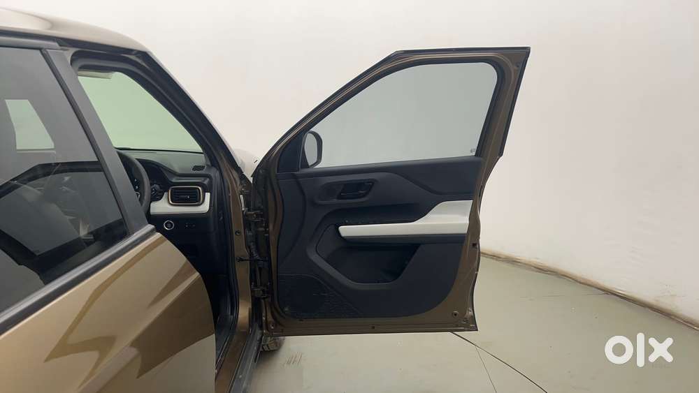 Tata Punch 1.2 Revotron Accomplished Dazzle Pack Mt, 2022, Petrol