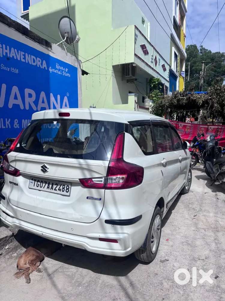 Maruti Ertiga Vxi At 2025