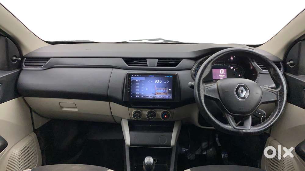 Renault Triber Rxl, 2022, Petrol