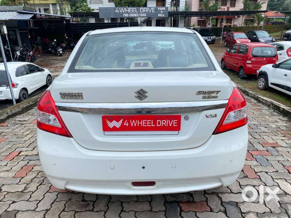 Maruti Suzuki Swift Dzire 1.2 Vxi Bsiv, 2012, Petrol
