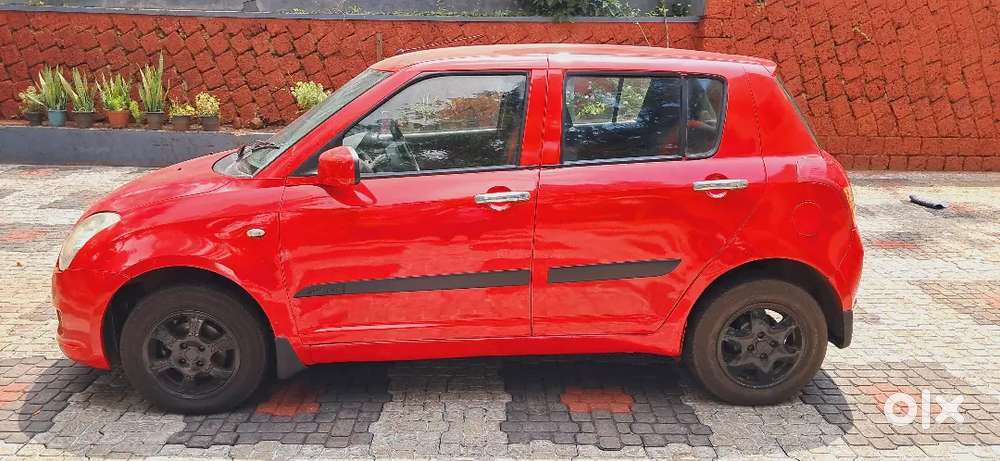 Maruti Suzuki Swift 2005