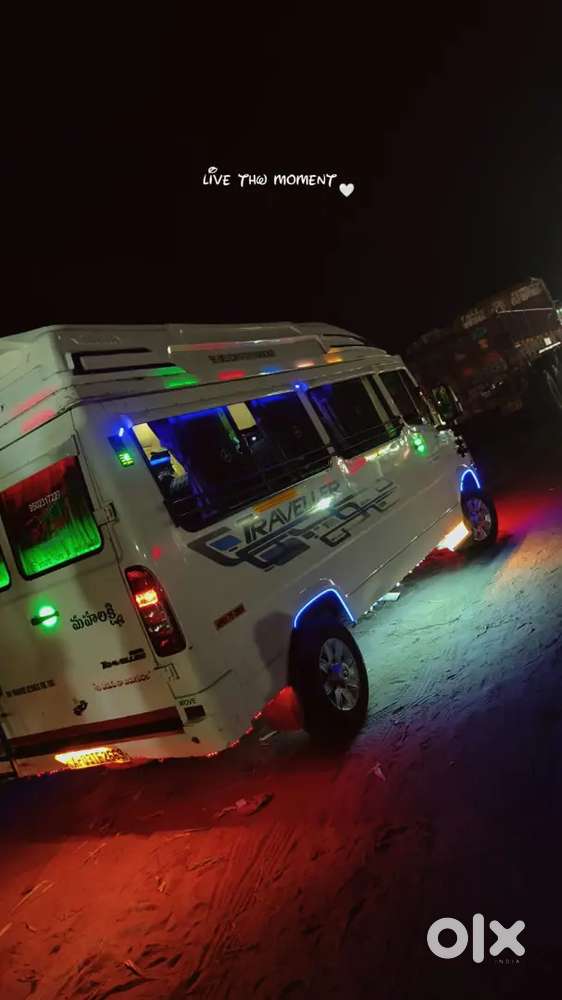 Force Motors Tempo Traveller 2017 Variant 12 Str