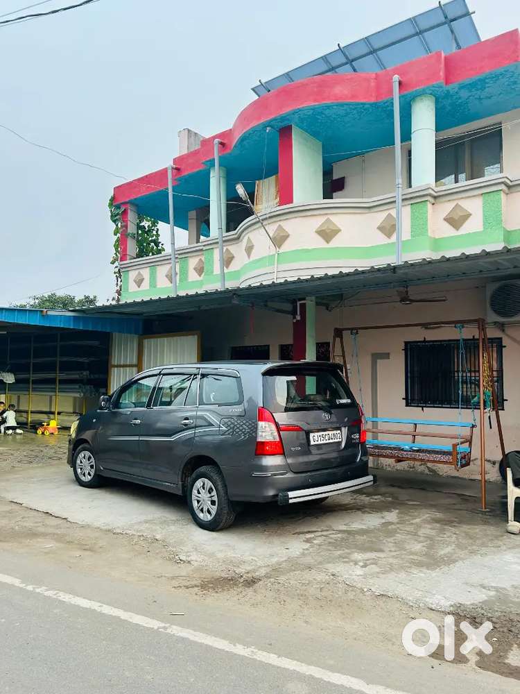 Toyota Innova 2015 Diesel 120000 Km Driven