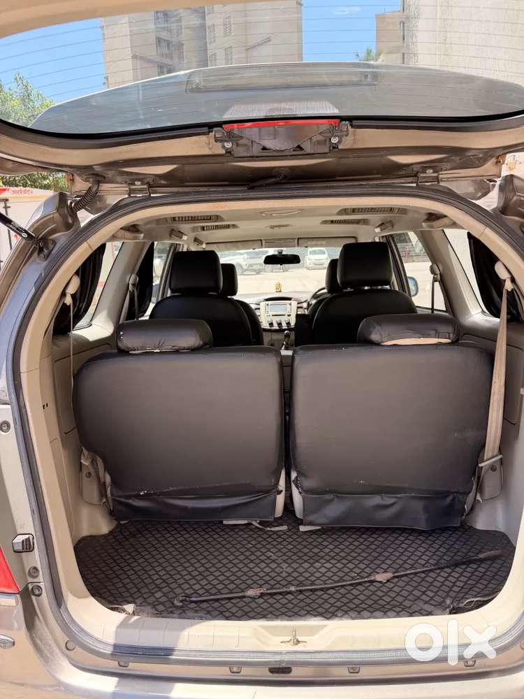 Toyota Innova 2.0 Gx 8 Seater Bs Iv, 2014, Petrol