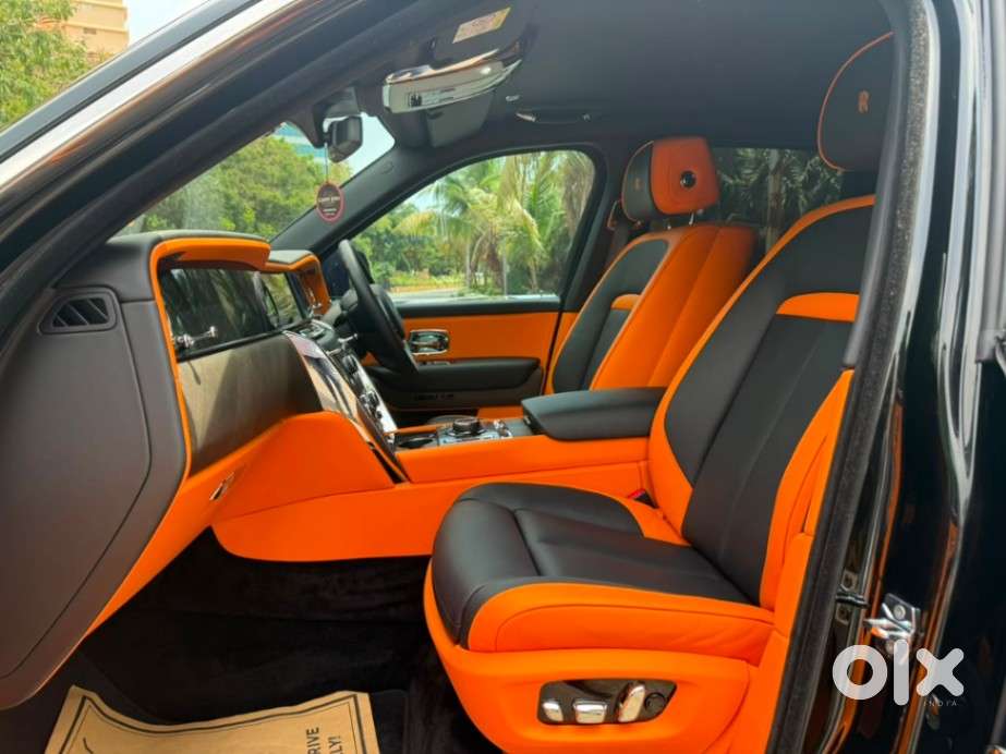 Rolls-royce Cullinan, 2025, Petrol
