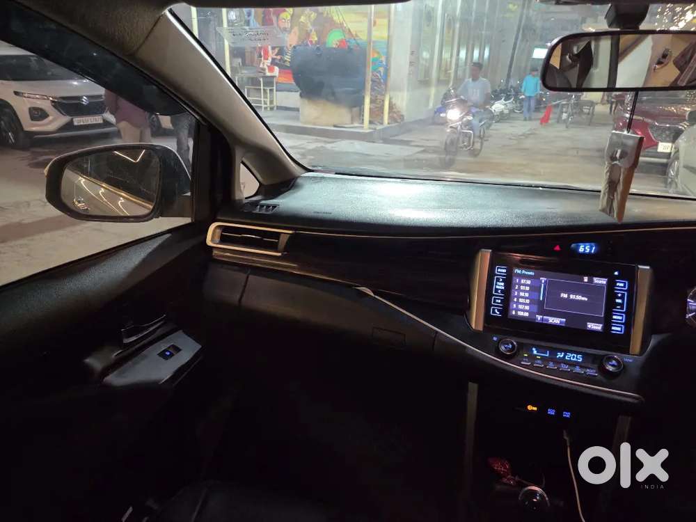 Toyota Innova Crysta 2018