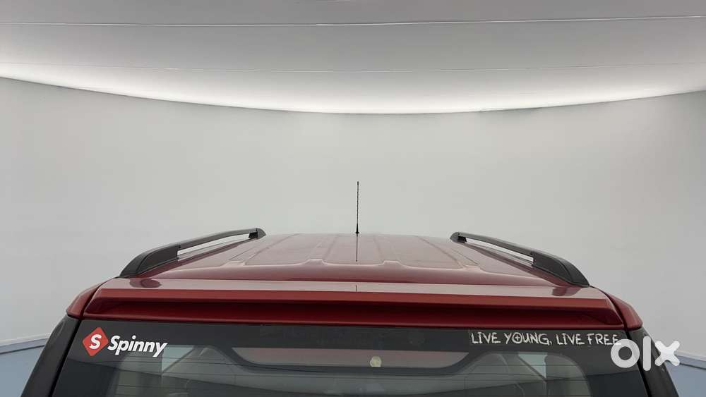 Mahindra Tuv 300 T10, 2018, Diesel