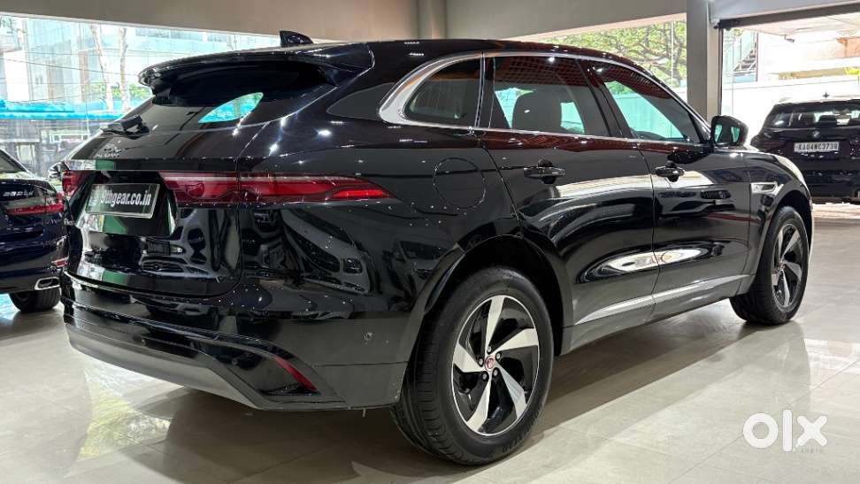 Jaguar F-pace 2.0 R Dynamic S, 2023, Petrol