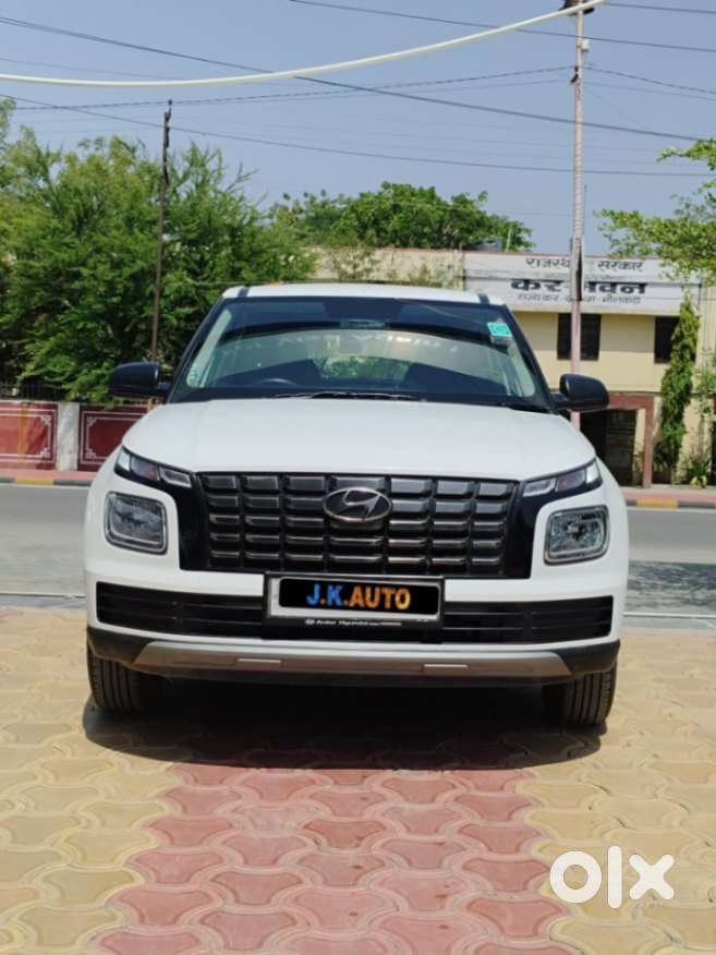 Hyundai Venue E 1.2 Petrol, 2022, Petrol