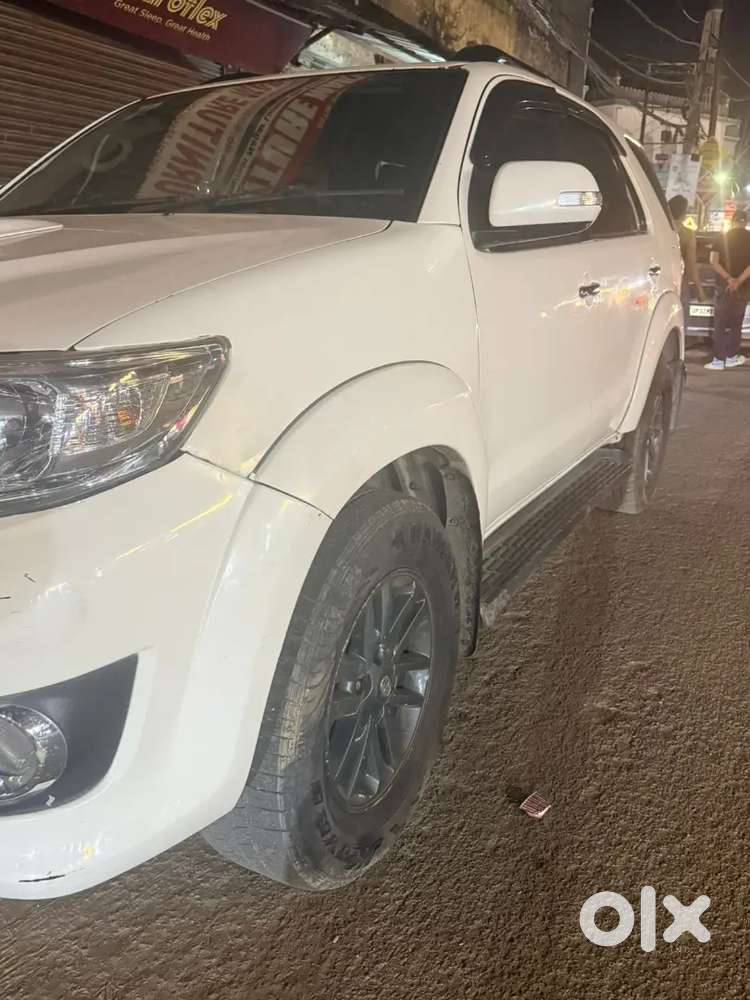 Toyota Fortuner 2012 Diesel 120000 Km Driven