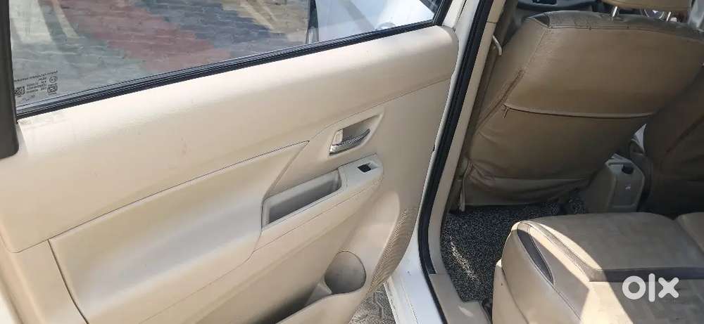 Maruti Suzuki Ertiga 2023 Cng & Hybrids 52000 Km Driven