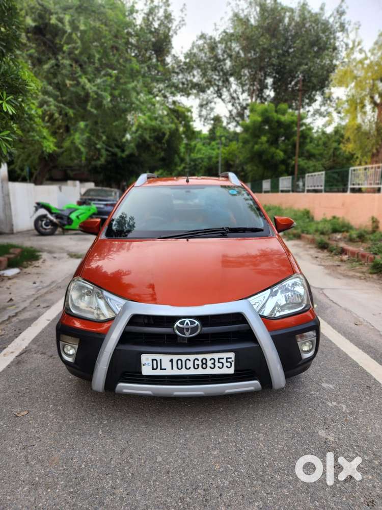 Toyota Etios Cross 1.2l G, 2016, Petrol