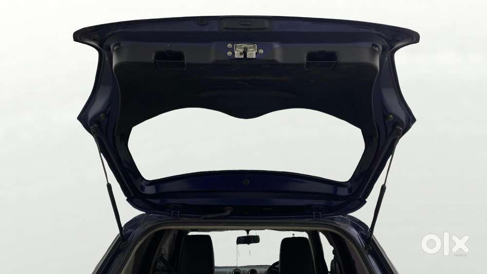 Maruti Suzuki Swift Vvt Vxi, 2022, Petrol