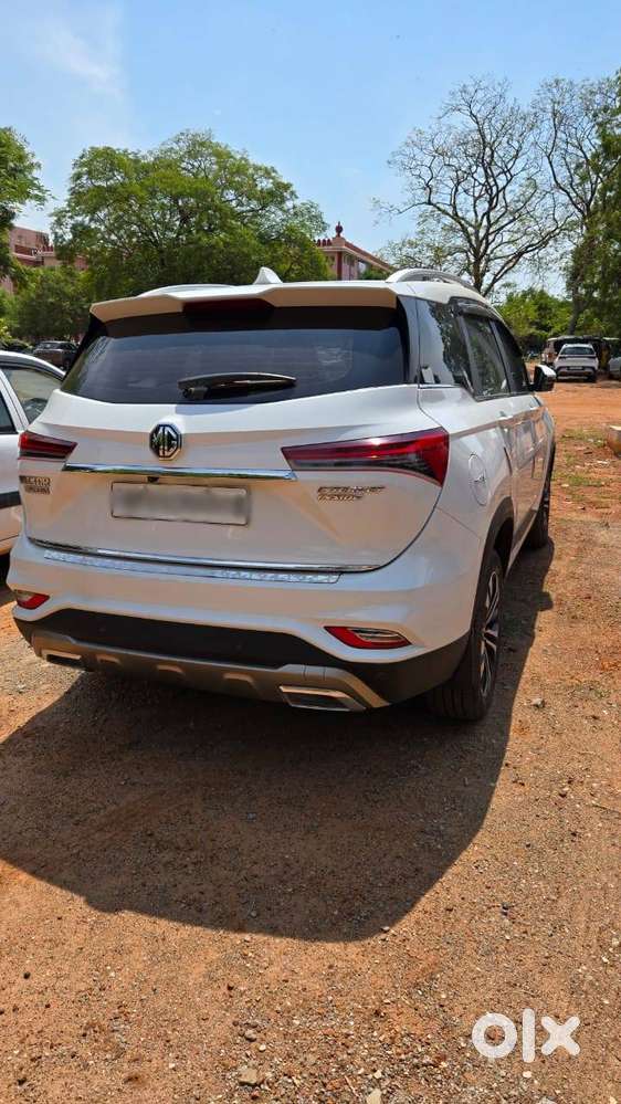Mg Hector Plus Cvt Fully Automatic 2023
