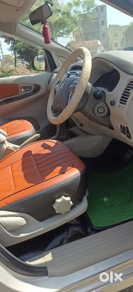 Toyota Innova 2014 Diesel 178000 Km Driven