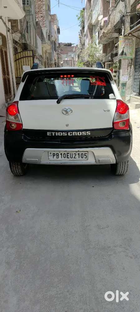 Toyota Etios Cross Liva 2014 Diesel Well Maintained Family Driven