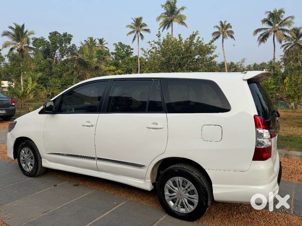 Toyota Innova, 2005