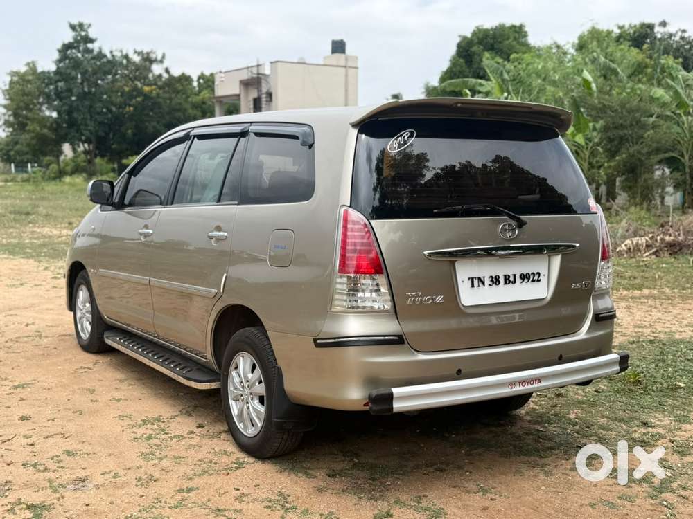 Toyota Innova 2.5 V 7 Str, 2011, Diesel