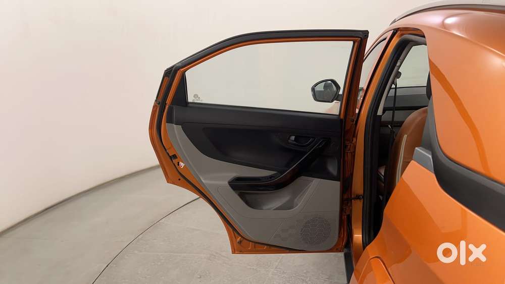 Tata Nexon 1.5 Revotorq Xma Amt (s), 2019, Diesel