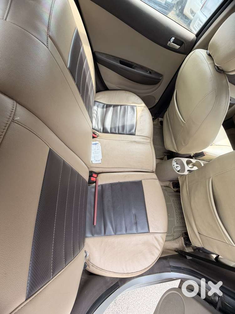 Hyundai I20 New Sportz At 1.4, 2012, Diesel
