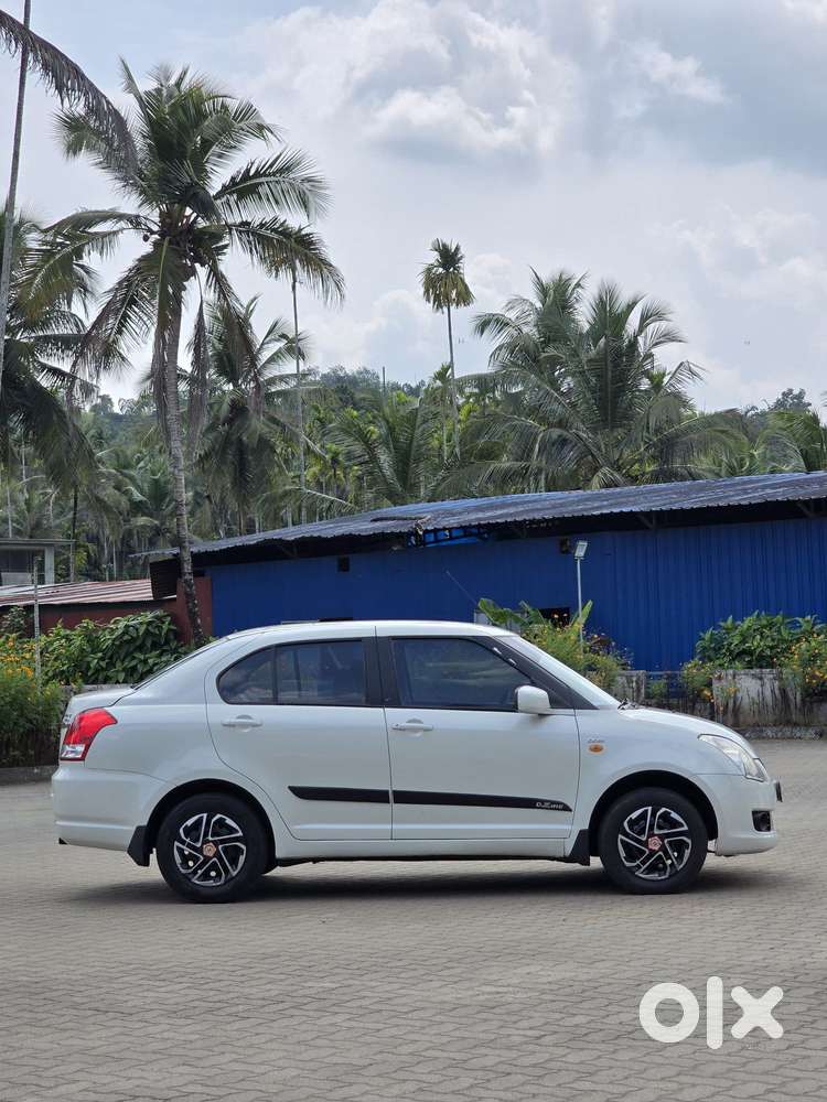 Maruti Suzuki Swift Dzire Vdi Bsiv, 2009, Diesel