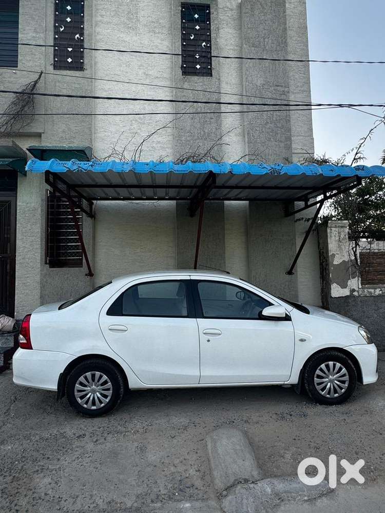 Toyota Etios 2018 Petrol Well Maintained